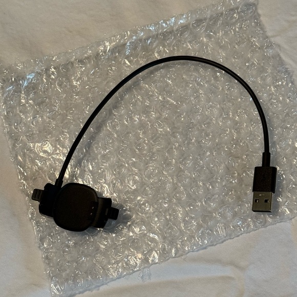 Disney Other - 💙 2 for $12 Disney Parks MagicBand + plus charger cable cord only!